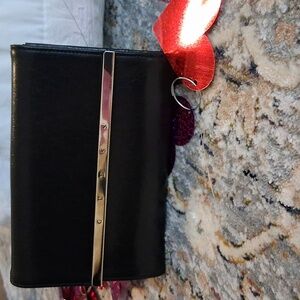 Vintage-Guess- Black Card Holder/Wallet with Silver Detail